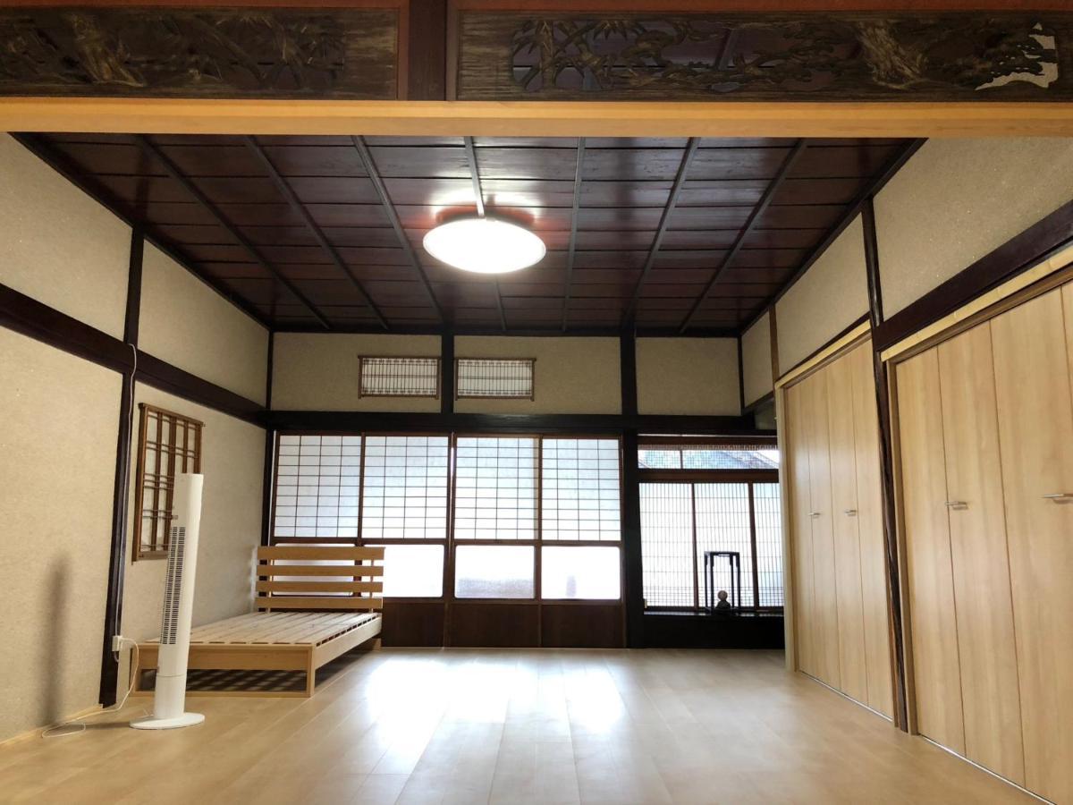 ひろの家 Apartment Фукучияма Екстериор снимка